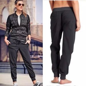 Athleta Stripe City Jogger Pant Size 12 NWT